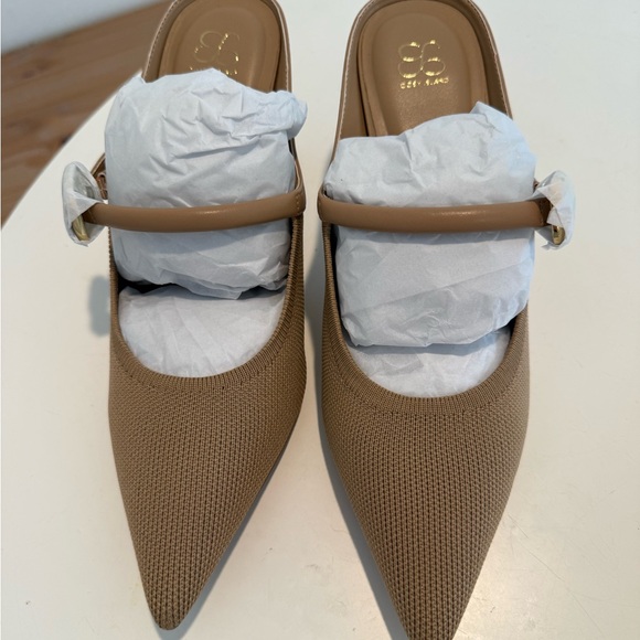 GraceLithe Pointed Toe Heeled Mule - Picture 3 of 4